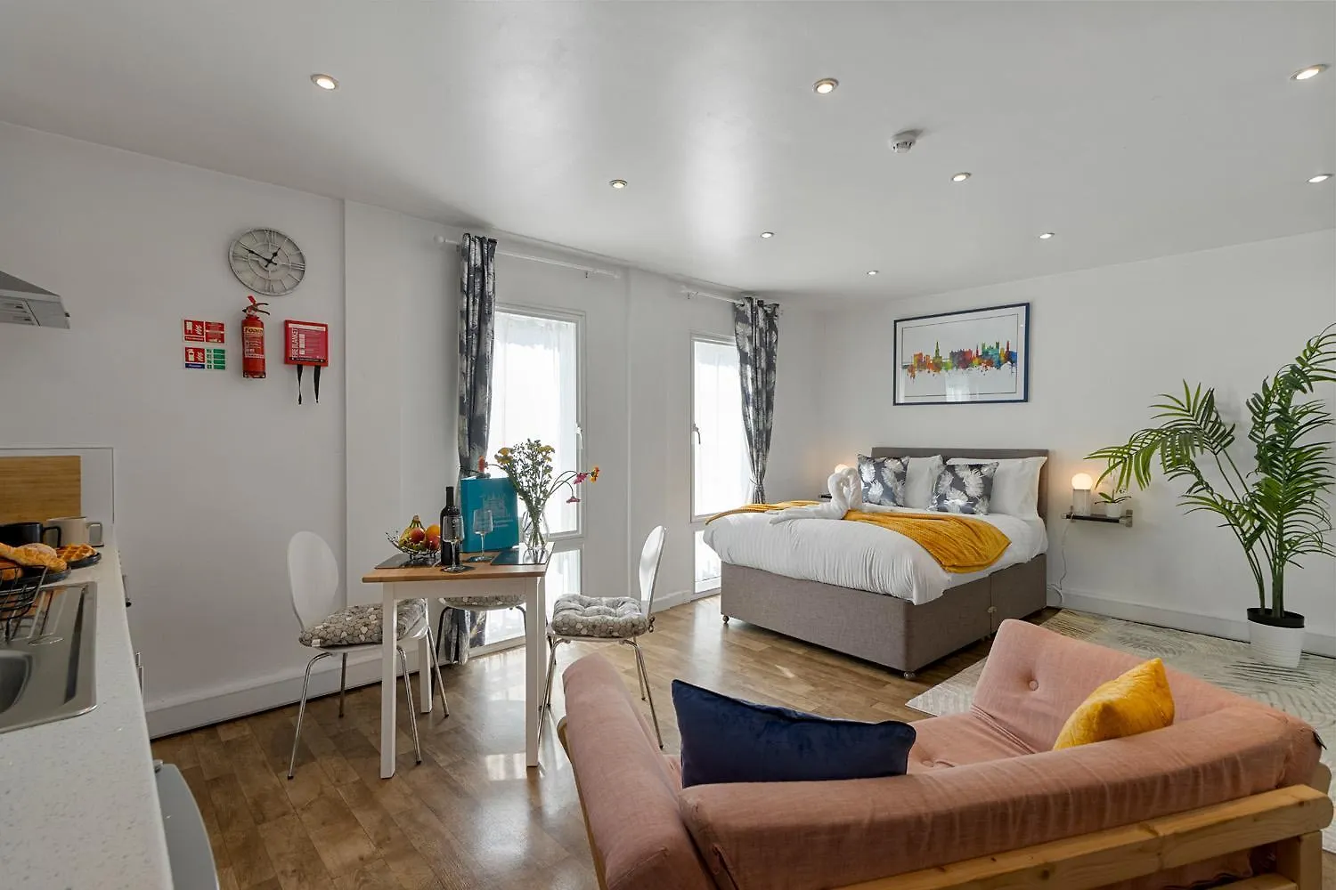 Exeter City Centre Apartments Ashton Apartment
